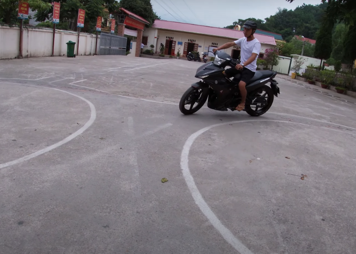 Lớp đào tạo thực hành thi bằng lái xe máy ở Thường Tín