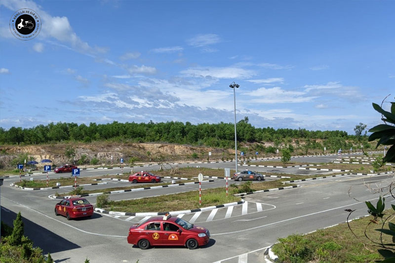 hoc-bang-b1-tai-hue-cao-dang-nghe-23-banglaixegiare