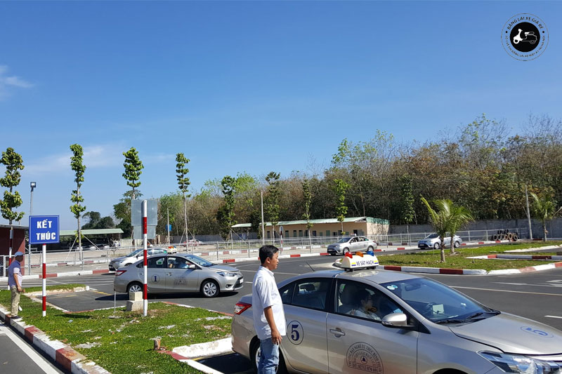 hoc-bang-b1-binh-phuoc-tu-thuc-banglaixegiare