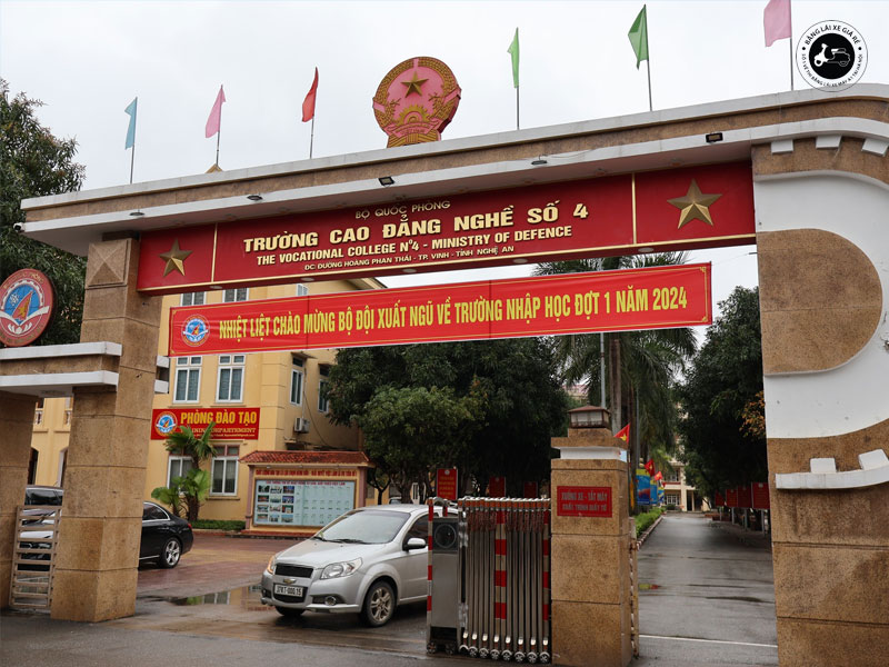 hoc-bang-b1-nghe-an-truong-cao-dang-nghe-so-4-banglaixegiare