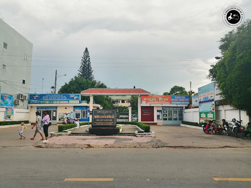 thi-bang-lai-xe-may-binh-duong-banglaixegiare