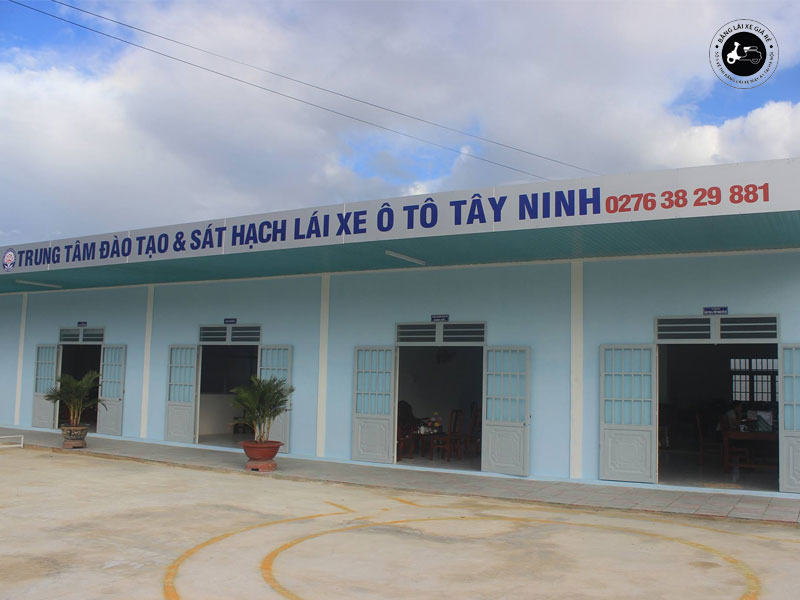 thi-bang-lai-xe-may-tay-ninh-banglaixegiare