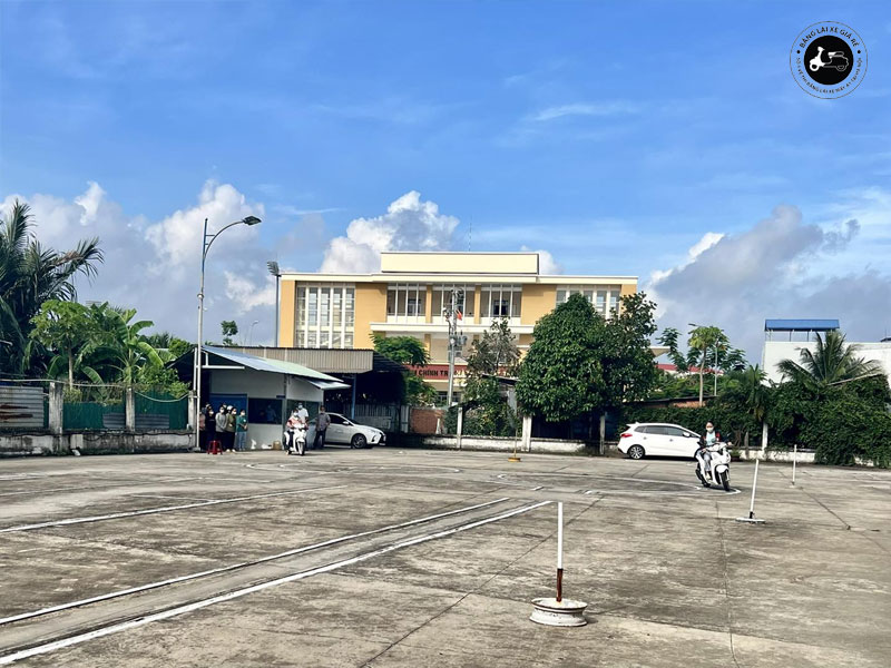 thi-bang-lai-xe-may-tien-giang-cao-dang-banglaixegiare