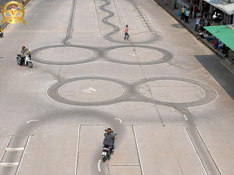 thi-bang-lai-xe-may-tien-giang-chien-thang-banglaixegiare