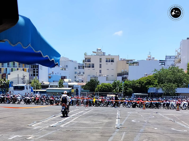 thi-bang-lai-xe-may-tphcm-csnd-ii-banglaixegiare