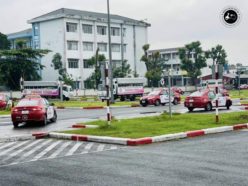 thi-bang-lai-xe-may-tphcm-thanh-cong-banglaixegiare