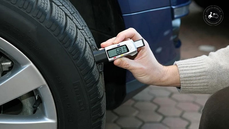 thumbnail-lop-o-to-di-bao-lau-thi-thay-banglaixegiare