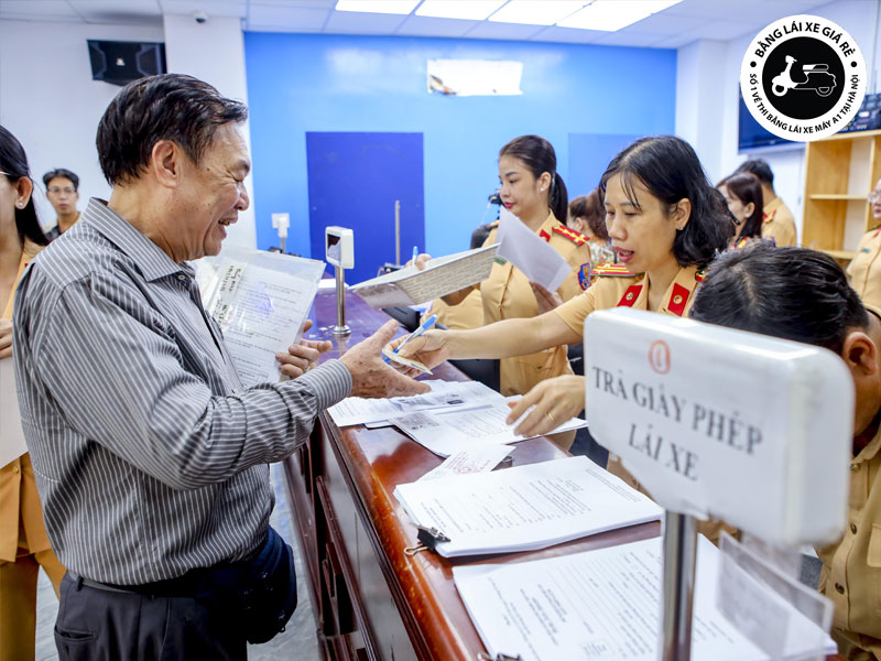 kinh-nghiem-chon-diem-cap-doi-gplx-giup-tiet-kiem-thoi-gian-banglaixegiare