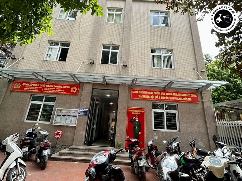 nhung-dia-chi-cap-doi-giay-phep-lai-xe-tai-ha-noi-banglaixegiare