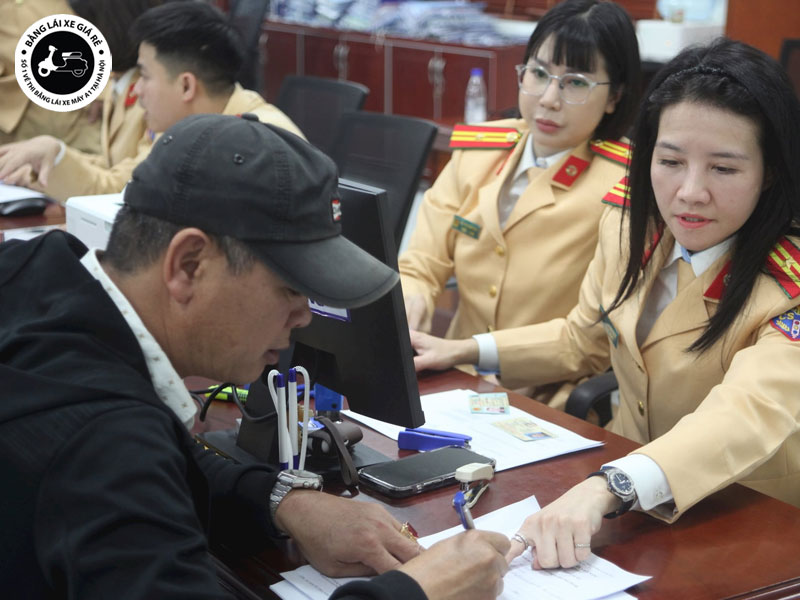 quy-trinh-doi-giay-phep-lai-xe-banglaixegiare