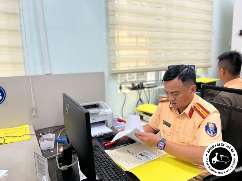 nhung-giay-to-can-chuan-bi-khi-doi-giay-phep-lai-xe-banglaixegiare