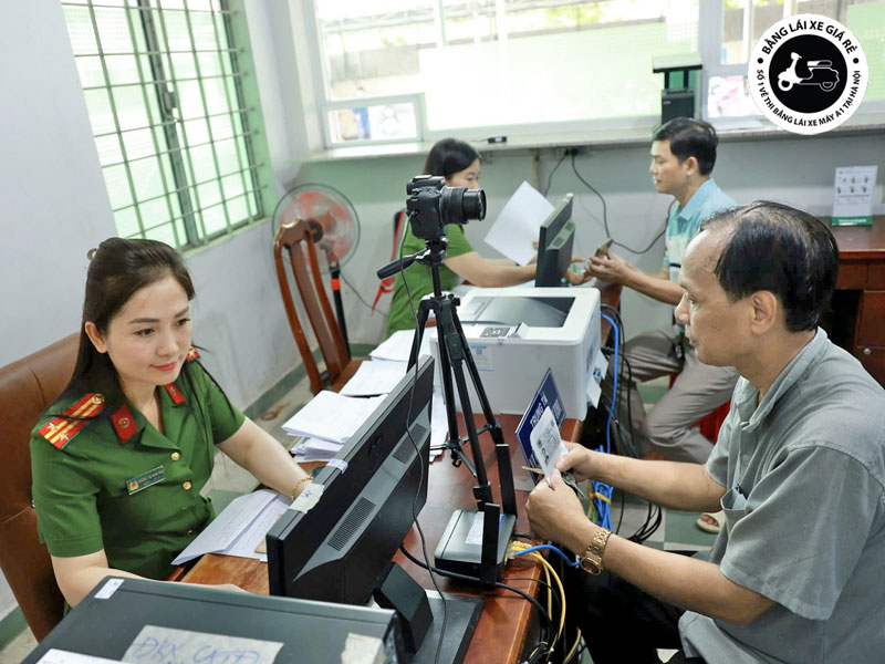 vi-sao-can-phai-doi-giay-phep-lai-xe-nhanh-chong-banglaixegiare