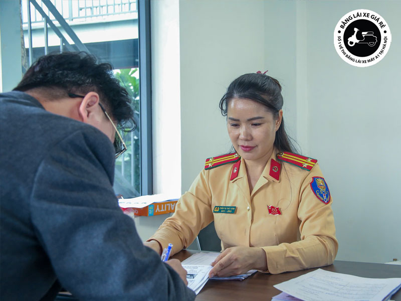 vi-sao-ban-nen-doi-giay-phep-lai-xe-banglaixegiare